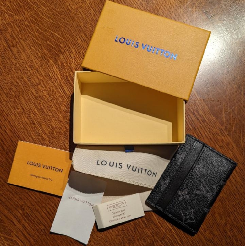 Louis Vuitton small card holder wallet